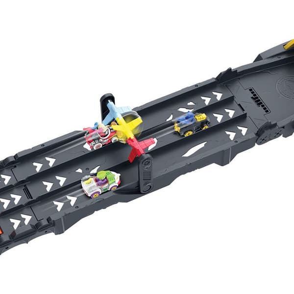 Hot Wheels&#174; RacerVerse Batman&#8482; Track Set
