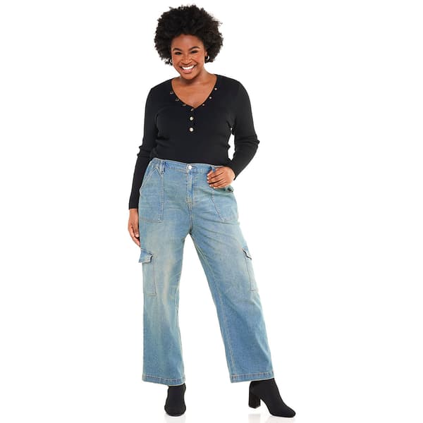 Juniors Plus Almost Famous™ Classic Washed Denim Skater Jeans
