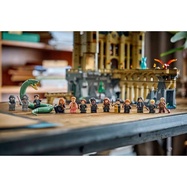 LEGO® Harry Potter™ Hogwarts™ Castle East Wing Building Kit
