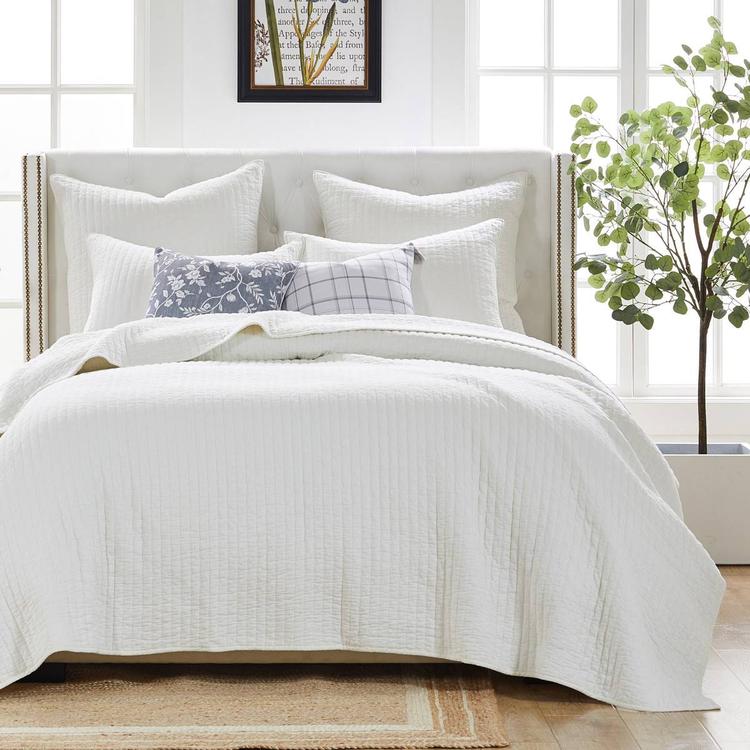 Greenland Home Fashions™ Monterrey Finely Stitch Solid Quilt Set