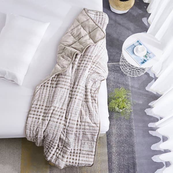 Dreamnest Velvet to Velvet Square Print Weighted Throw Blanket