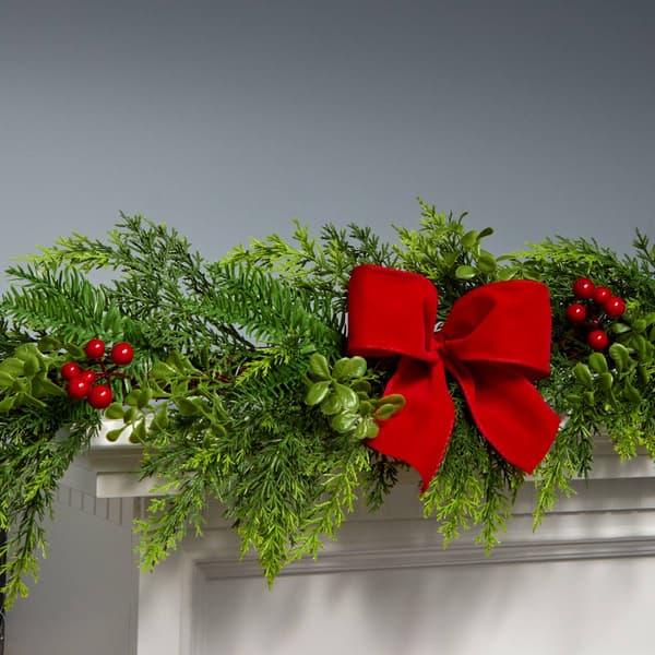 National Tree Christmas Classic Feel Real&#174; 6ft. Christmas Garland