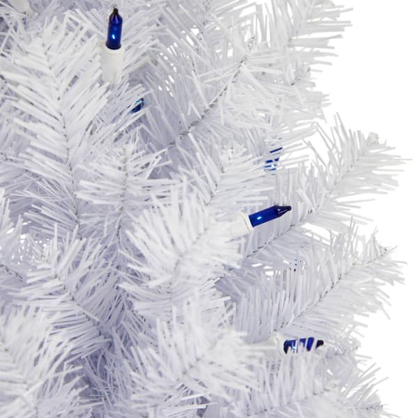 Pre-Lit Geneva 24in. White Spruce Artificial Christmas Wreath