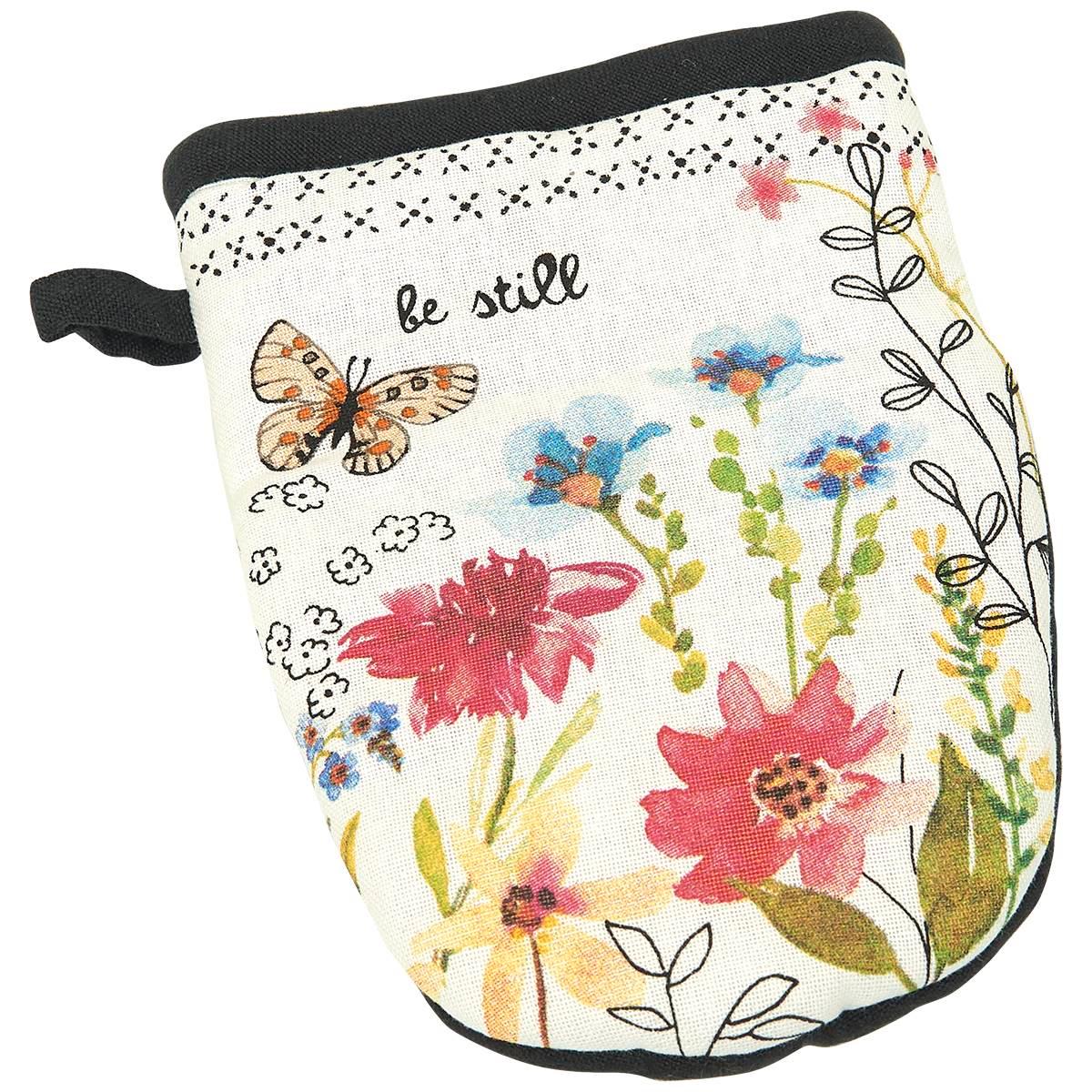 Essential Kitchen Wrapped in Grace Grabber Mitt