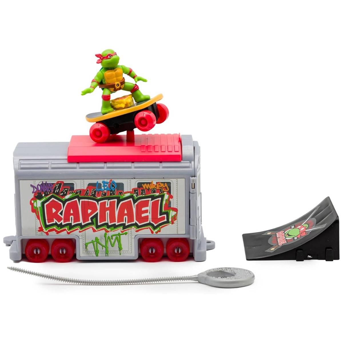 Teenage Mutant Ninja Turtles Raphael Switch Kick Subway Launcher