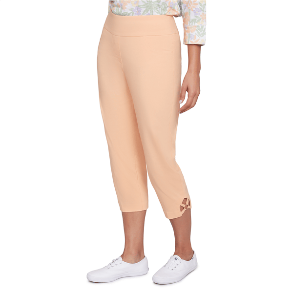 Petite Hearts of Palm Peachy Keen Solid Pull On Capris