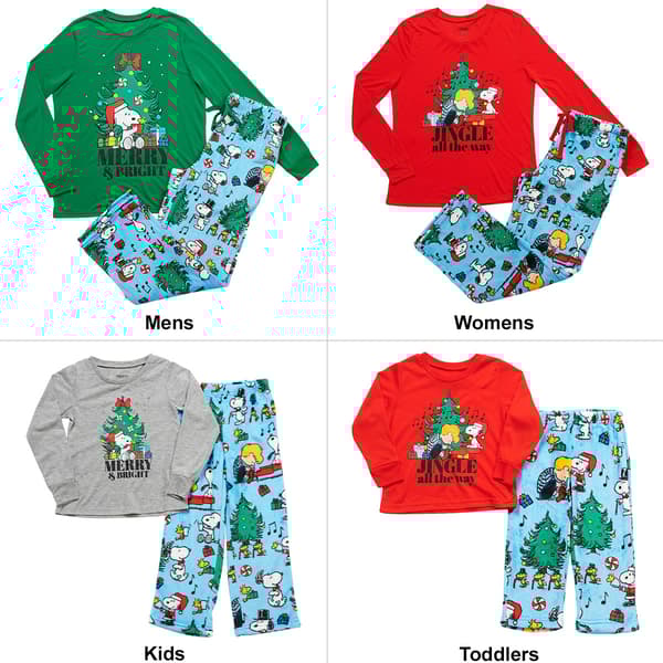 Holiday Traditions Peanuts™ Family Pajama Sets