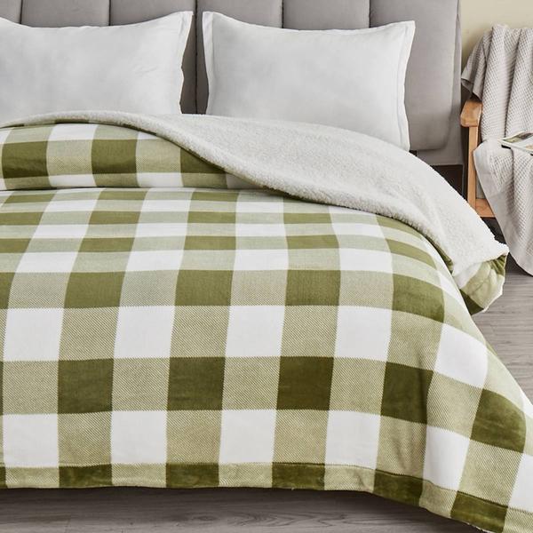 FreshFolds Kinsley Reversible Velvet Checkered & Sherpa Blanket