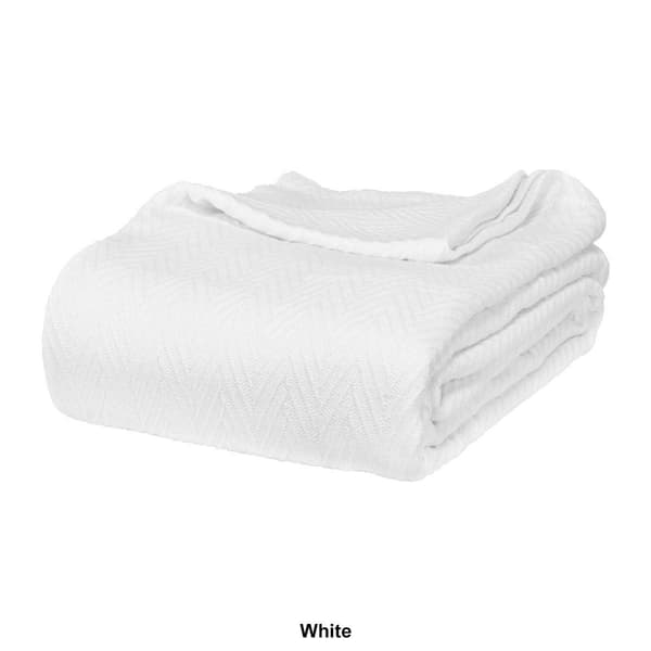 Superior All-Season Chevron Cotton Blanket