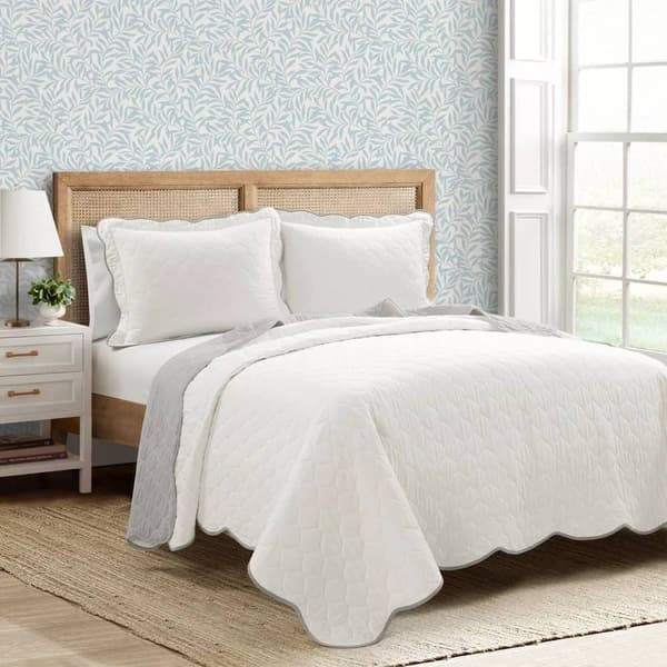 Coastal Chic Scallop Cotton Quilt Set - image 