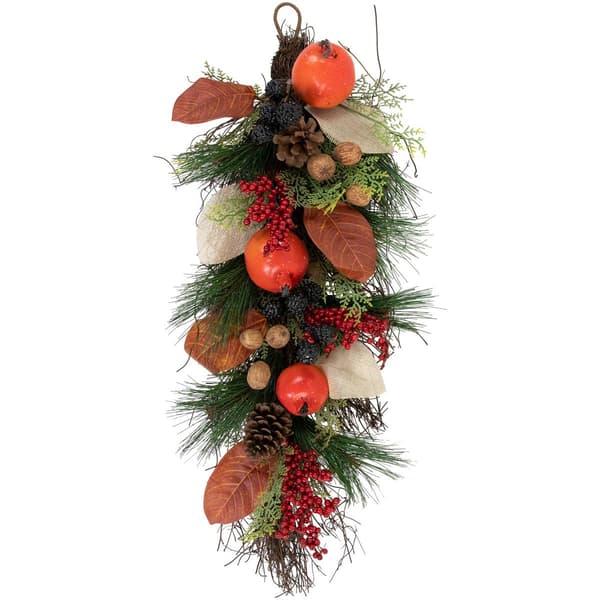 Northlight Seasonal 30in. Berry &amp; Pine Artificial Teardrop Swag