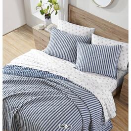 Stone Cottage Willow Way Striped 136 TC Reversible Quilt Set