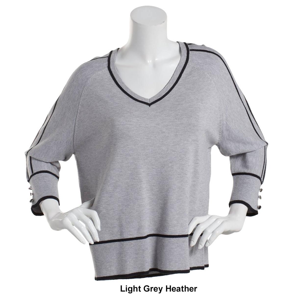 Womens Retrology 3/4 Sleeve V-Neck Tipped Sweater