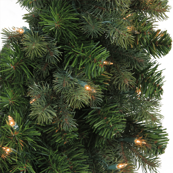 Northlight Pre-Lit Savannah Spruce Artificial Christmas Wreath