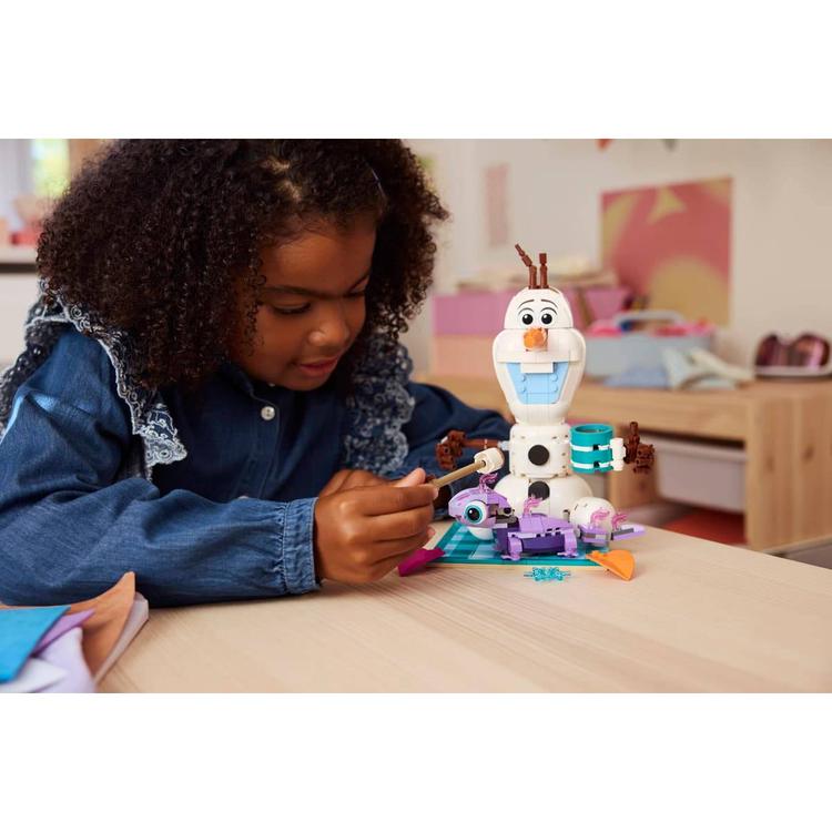 LEGO® Disney™ Olaf & Bruni''s Picnic Fun Building Kit