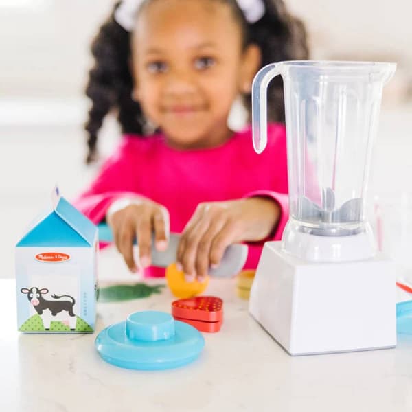 Melissa & Doug&#174; Smoothie Make Blender Set