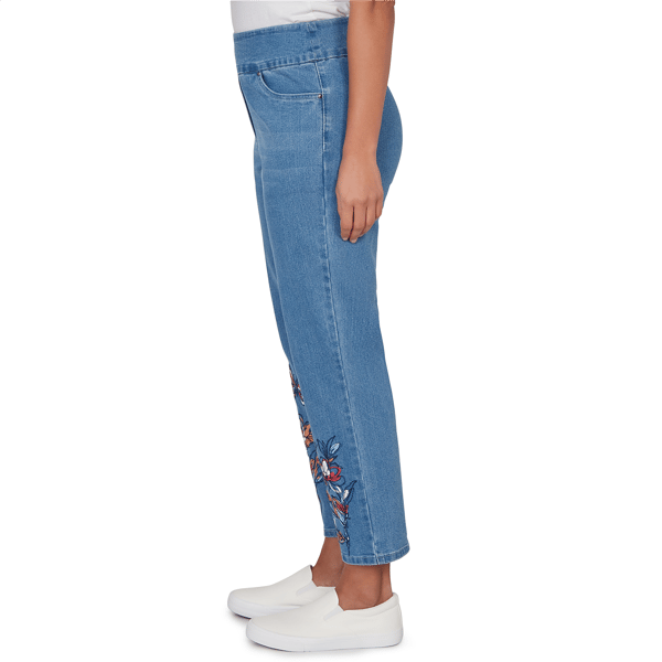 Womens Alfred Dunner Austin Floral Butterfly Pull On Jeans