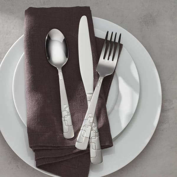 Oneida Quadratic 20pc.Everyday Flatware Set