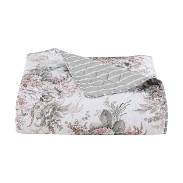 Royal Court Estelle Quilt Set