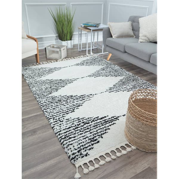 CosmoLiving by Cosmopolitan™ Mason Shag Heath Tribal Area Rug