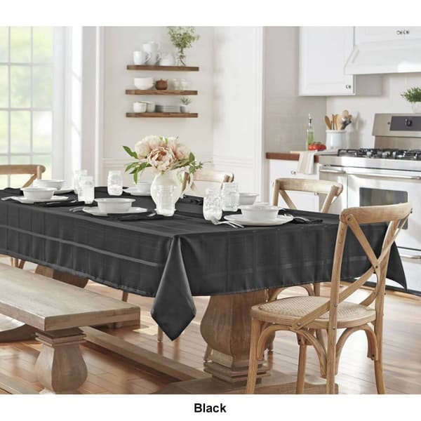 Elrene Elegance Plaid Tablecloth