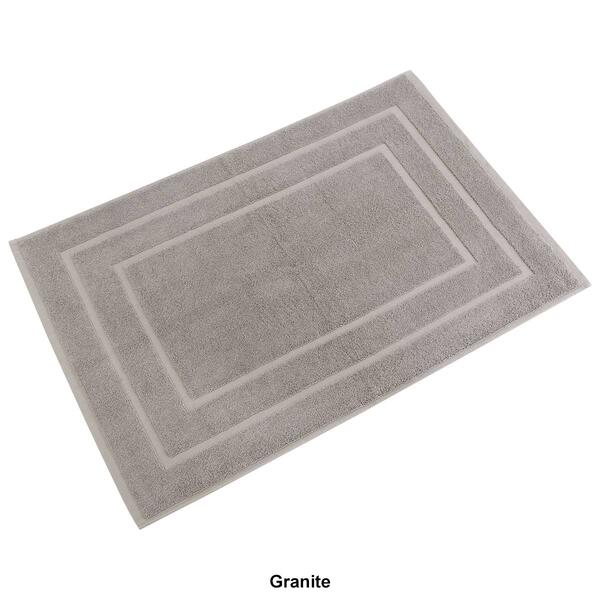 Classic Touch Solid Bath Mat