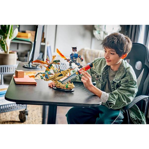 LEGO® Ninjago® Battle At The Dragon''s Blade Building Kit