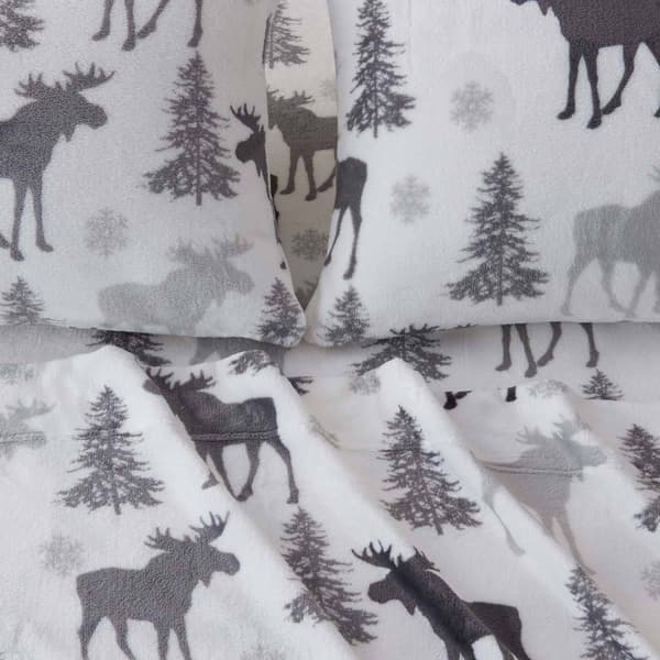 FreshFolds Velvet Luxe Moose Velvet Plush Fleece Sheet Set