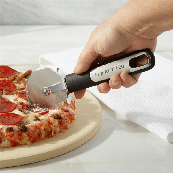 BergHOFF Leo Graphite Stainless Steel Pizza Cutter