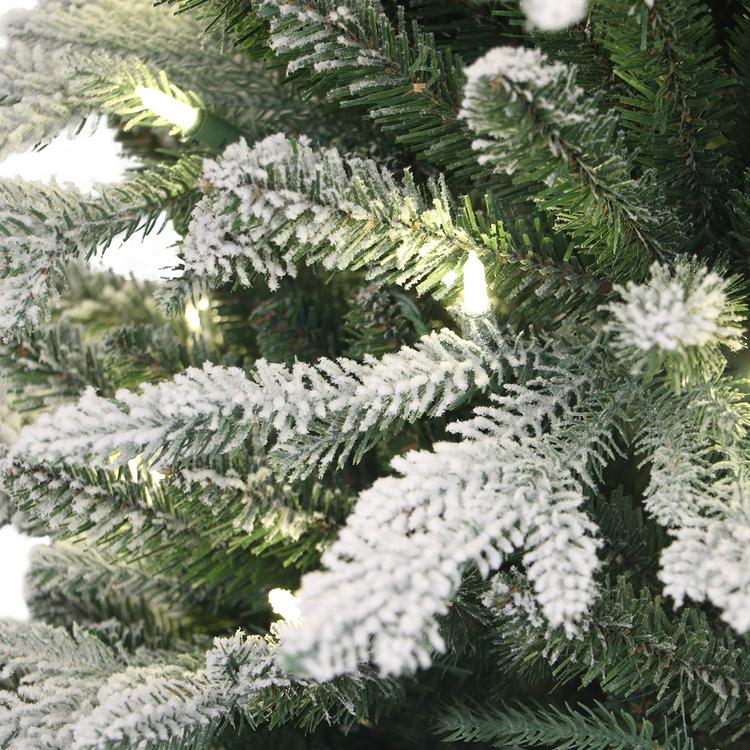 Puleo International 7.5ft. Pre-Lit Scandinavian Fir Christmas Tre