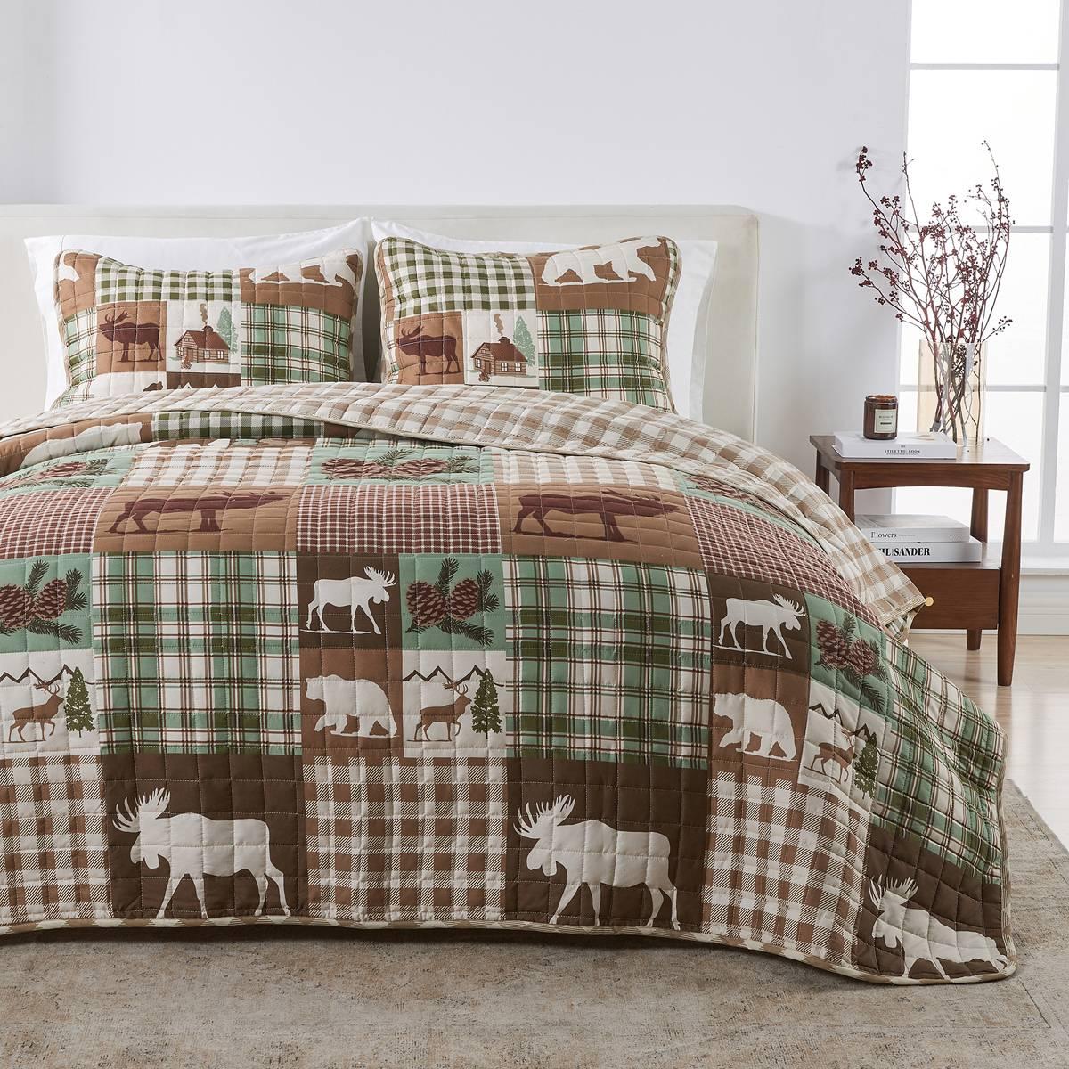 FreshFolds Matthew 3pc. Reversible Green Patchwork Quilt Set