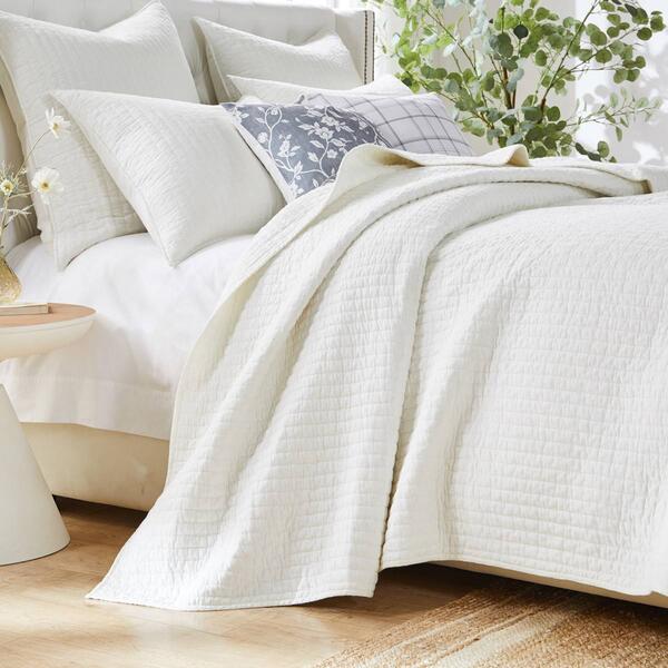 Greenland Home Fashions&#40;tm&#41; Monterrey Finely Stitch Solid Quilt Set - image 