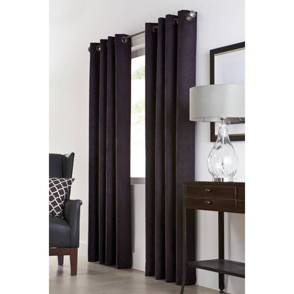 Thermalogic&#40;tm&#41; Navar Grommet Curtain Panel