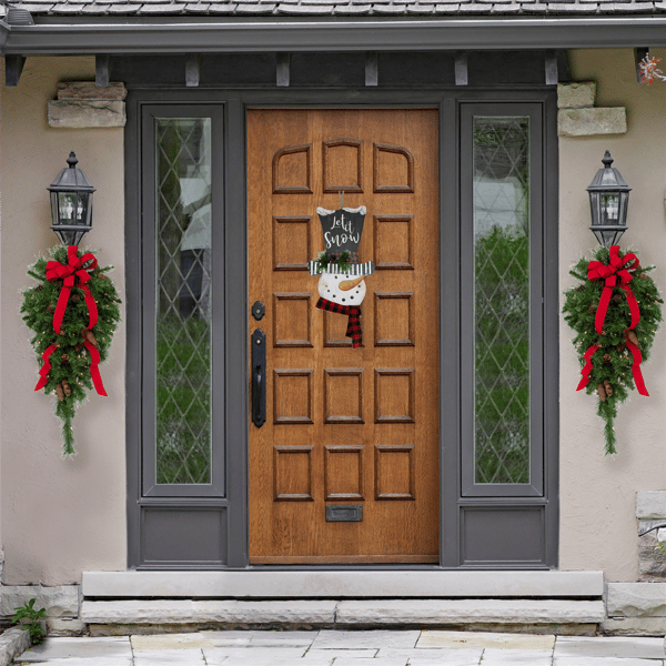 Northlight 30in. Pre-Lit Dakota Red Pine Christmas Teardrop Swag