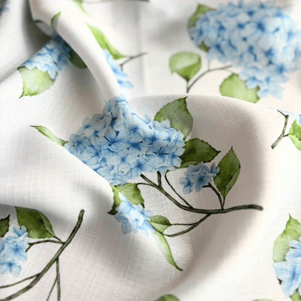Threadmade Nantucket Hydrangea Garden Tablecloth