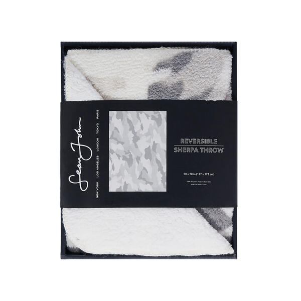 Sean John Camo Sherpa Throw Blanket - image 