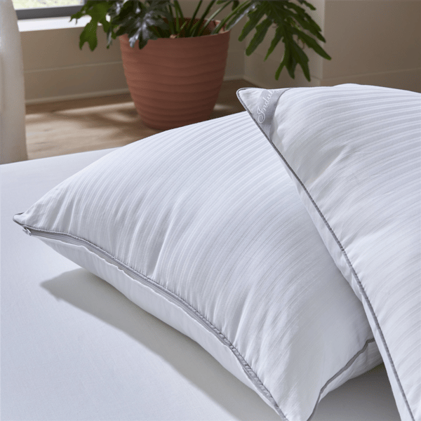 Indulgence Memory Foam Core Hybrid Pillow