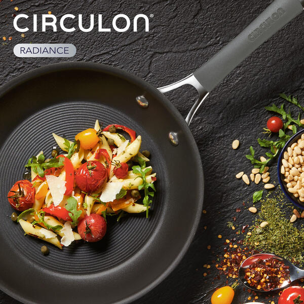 Circulon&#174; Radiance 14in. Hard-Anodized Non-Stick Frying Pan