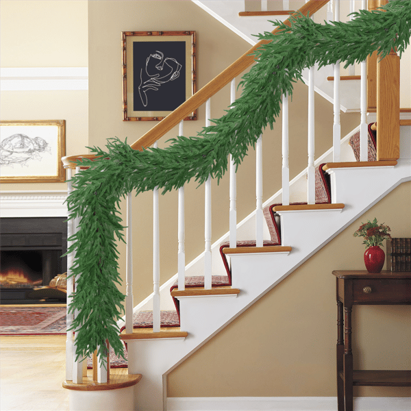 Puleo International 20ft. Soft PE Artificial Christmas Garland