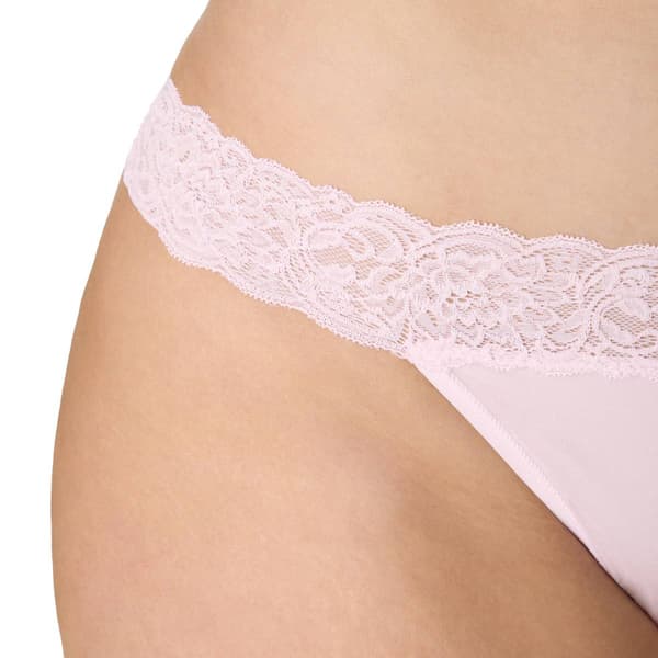 Womens Maidenform® Everyday Pretty Lace Thong - DMPLTH