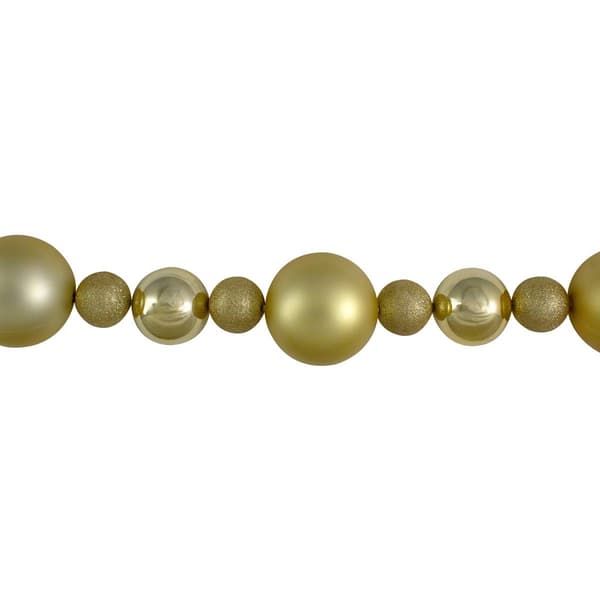 Northlight Seasonal 6ft. Vegas Gold Ball Christmas Garland