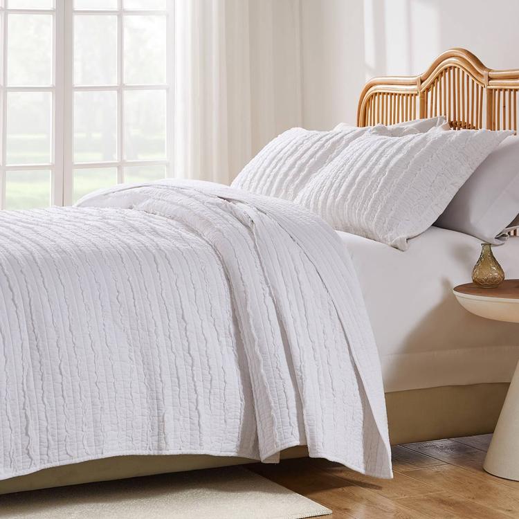 Greenland Home Fashions™ Ruffled Frayed Edge Quilt Set