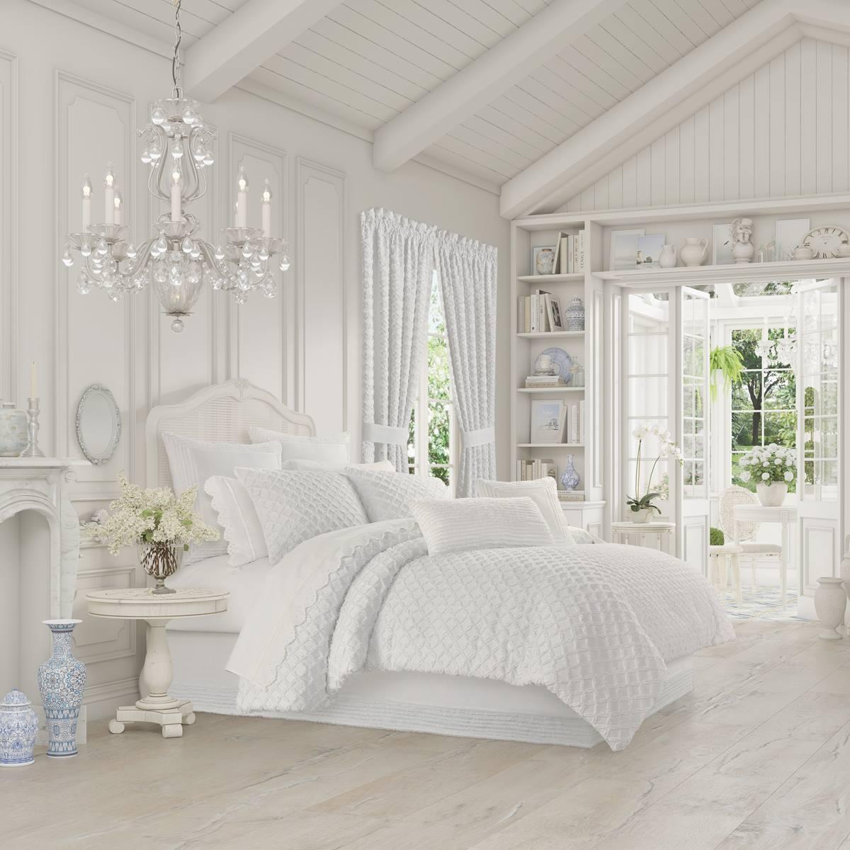 J. Queen Cottage Lillian Bedding Collection