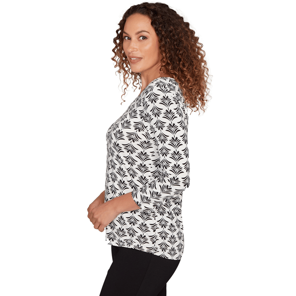 Womens Emaline Key Items 3/4 Sleeve Boat Neck Geometric Tee