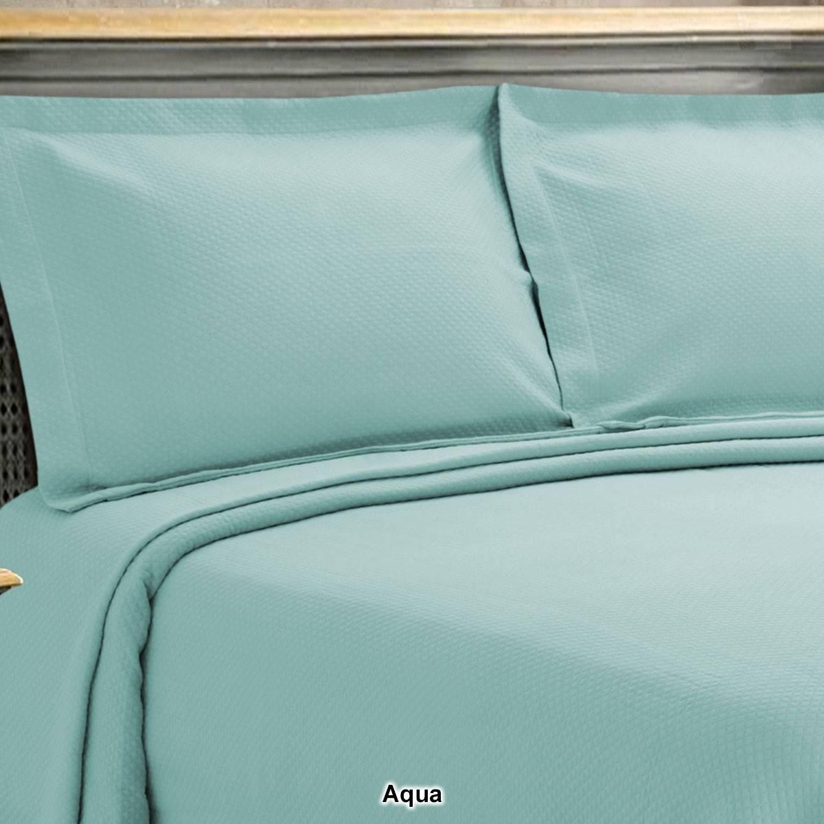 Superior Jacquard Matelassé Cotton Diamond Solitaire Bedding Set
