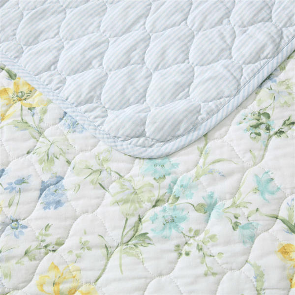 Laura Ashley Poppy Meadow Reversible Qulit Set