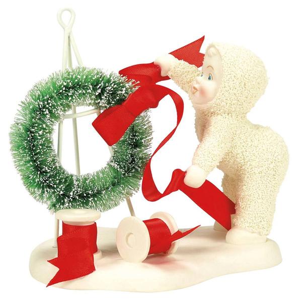 Department 56 Snowbabies(tm) A Wreath for Santa Figurine - image 