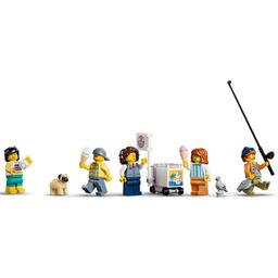 LEGO® City Classic Beach Streetcar Building Kit