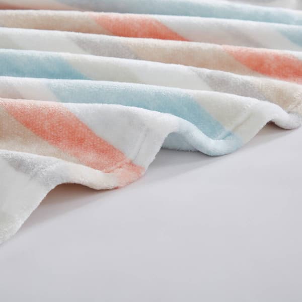 Wrangler Glen Canyon Stripe Plush-Fleece Reversible Blanket