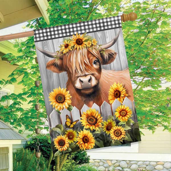 Briarwood Lane Highland Cow House Flag